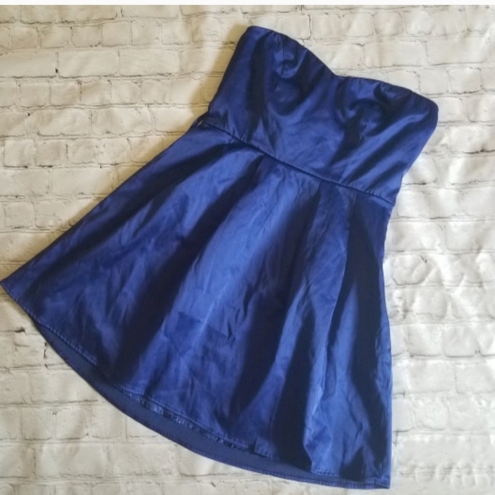 Forever 31 Strapless Blue Mini Dress Sz M